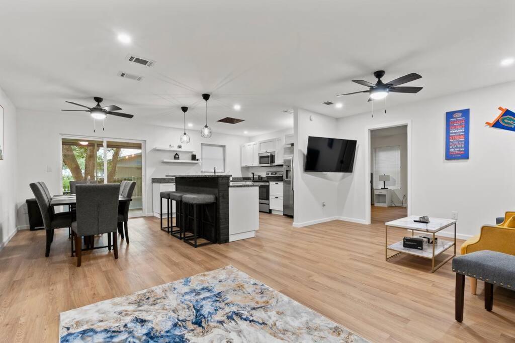 Gainesville-Newly Remodeled Home Buitenkant foto